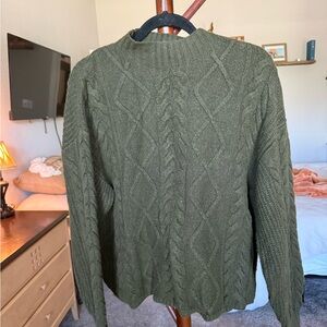 Old Navy SoSoft Olive Green Cable Knit Sweater - L